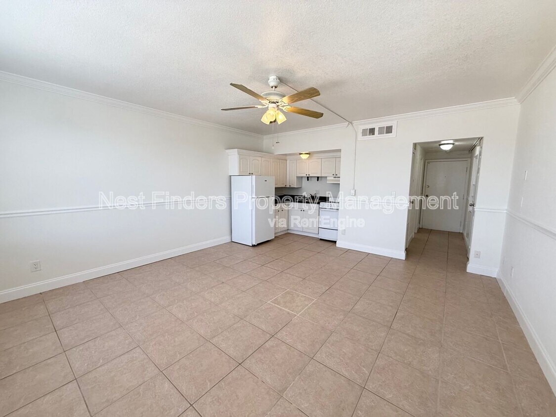 Foto principal - 311 E Ashley St
