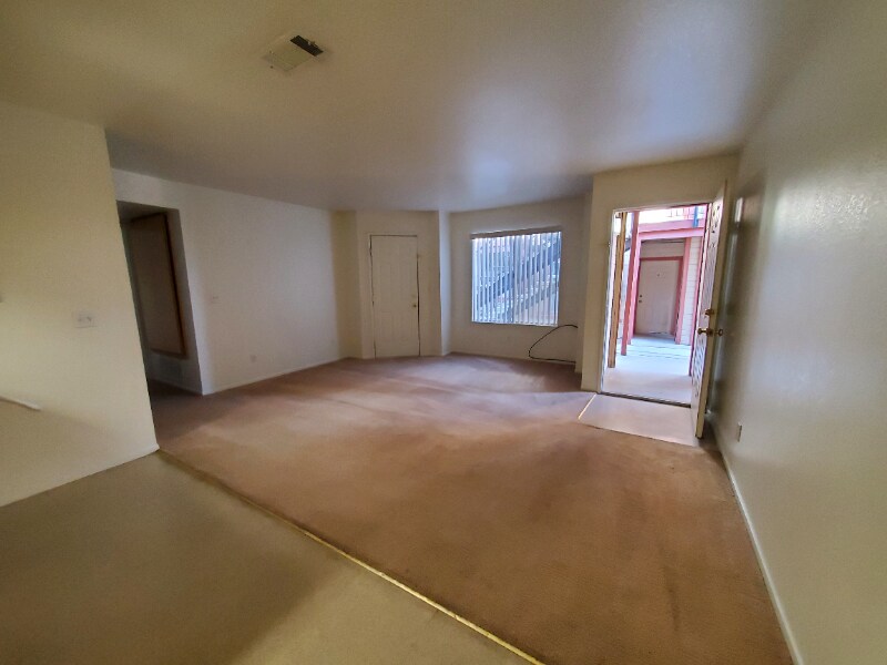 Foto principal - 856 S Norma St