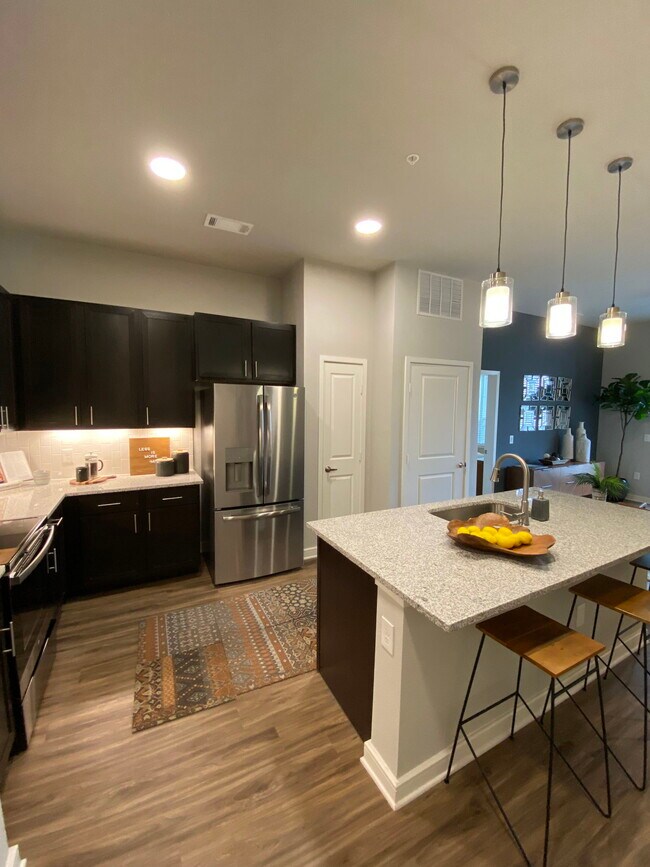 Foto del edificio - 2501 Marshall St