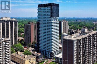 Building Photo - 101 Erskine Ave