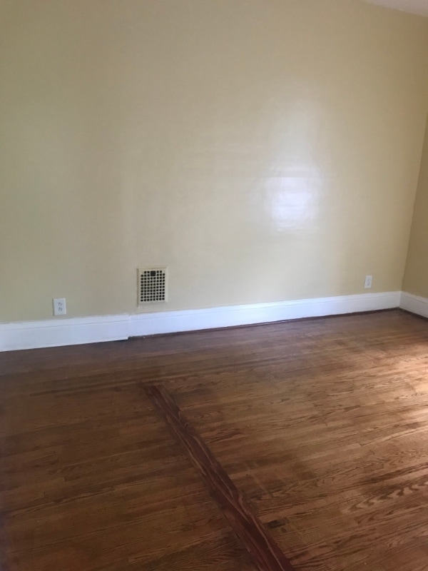 Foto del edificio - 1671 Taylor Ave