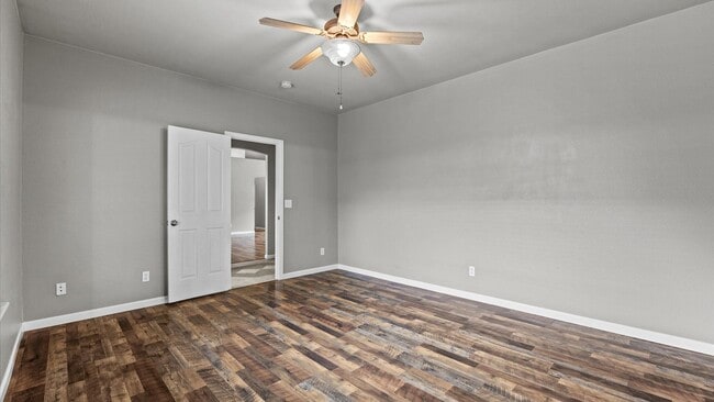 Building Photo - Spacious 3-Bed Ranch Home w/ 3-Car Garage & RV Parking In Quiet North Grand Junction Neighborhood