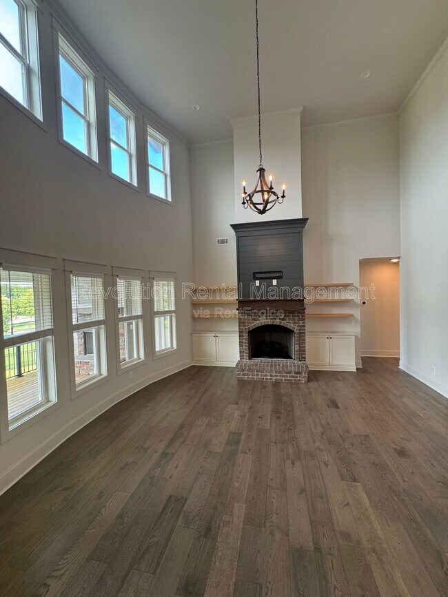 Building Photo - 312 Archway Ln