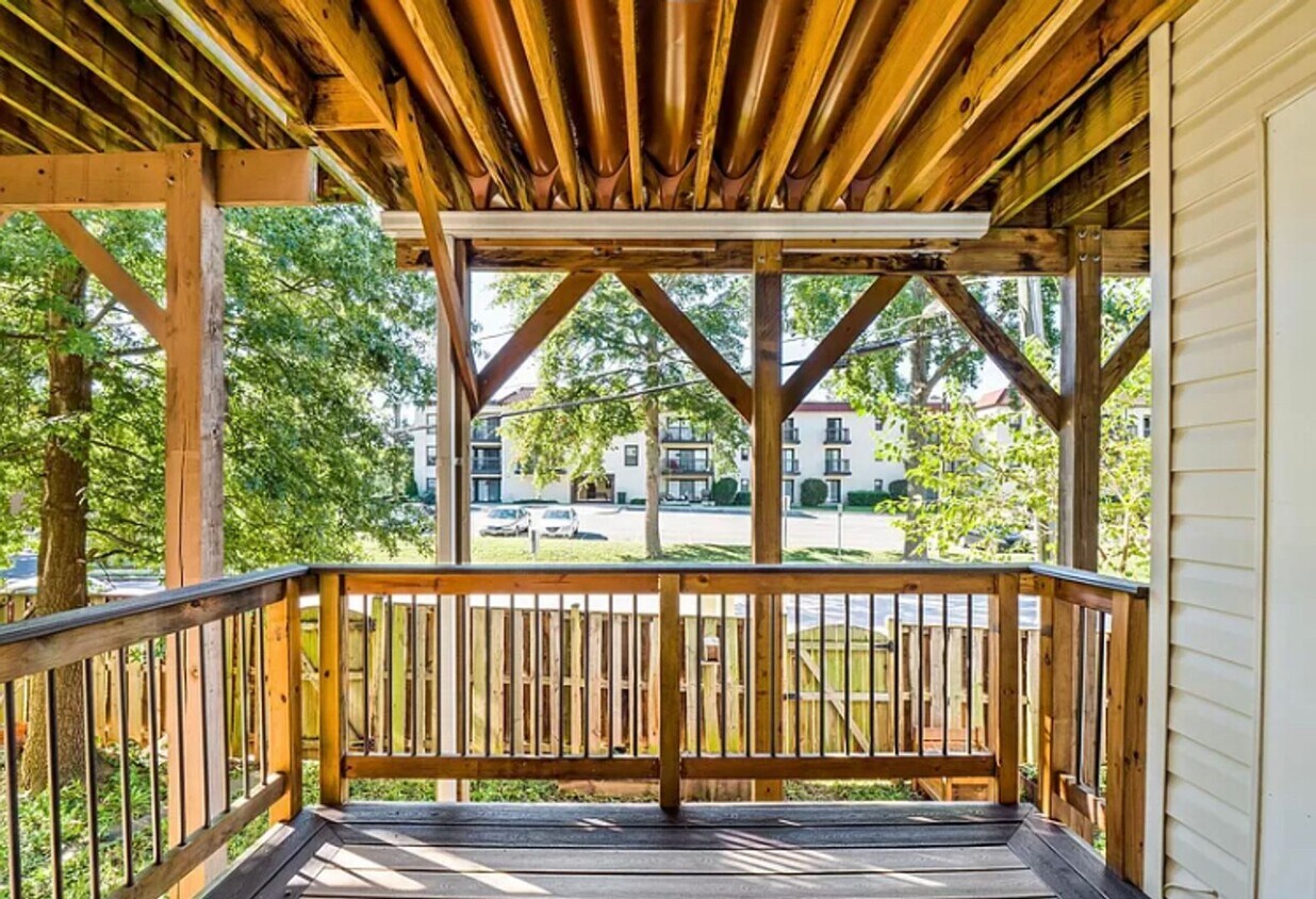 Foto del edificio - Astonishing 4 Level Townhome in Alexandria...