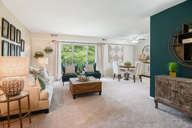 Interior Photo - Stream Side Apartments