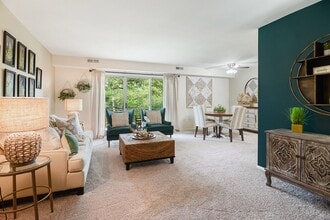 Interior Photo - Stream Side Apartments