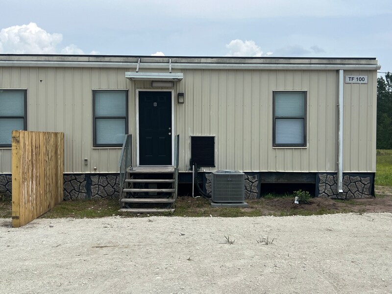 Foto principal - 124 Worthington Dr