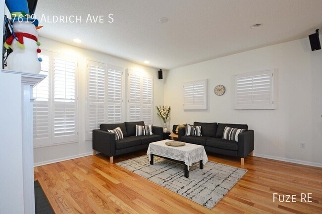 Foto del edificio - 7619 Aldrich Ave S
