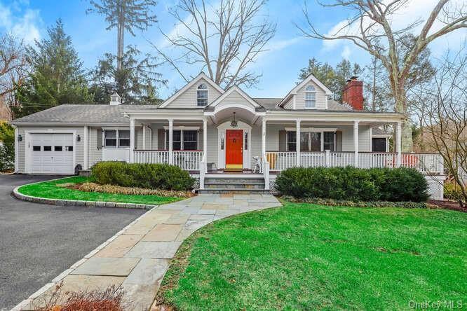 Primary Photo - 72 Larrys Ln