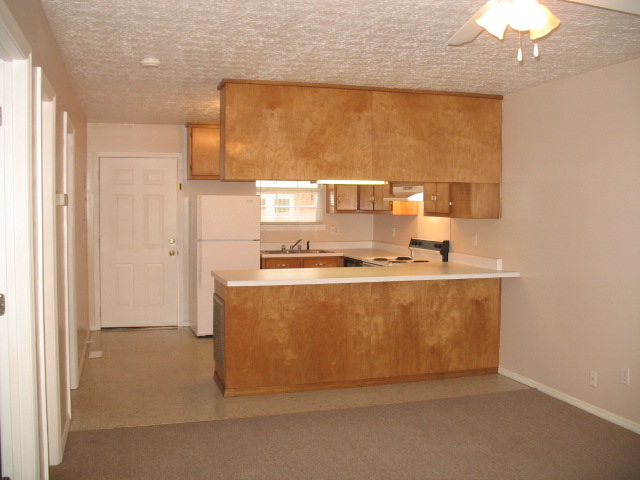 Bar - 205-206 6th Ave NE