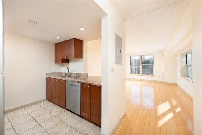 Foto del edificio - 108 Peterborough St