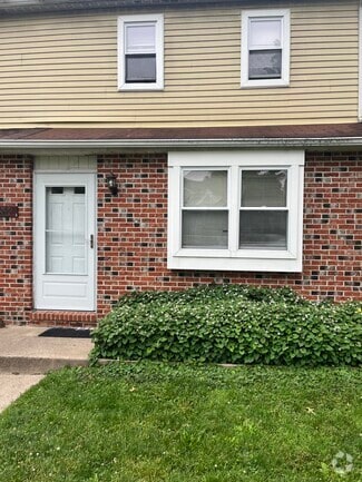 Building Photo - 330 Garden Ave