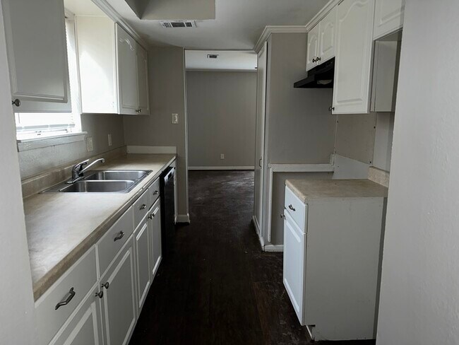 Building Photo - 5118 Mauritz Dr Houston TX 77032