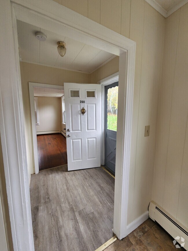 3 Bedroom Apartments For Rent in Fall River, MA 32 Rentals