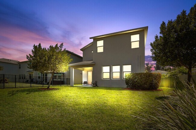 Foto del edificio - 1826 Lake Cove Dr
