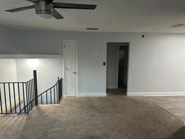 Foto del edificio - 3436 Iris St N