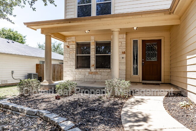 Foto del edificio - 3913 Whisper Ridge