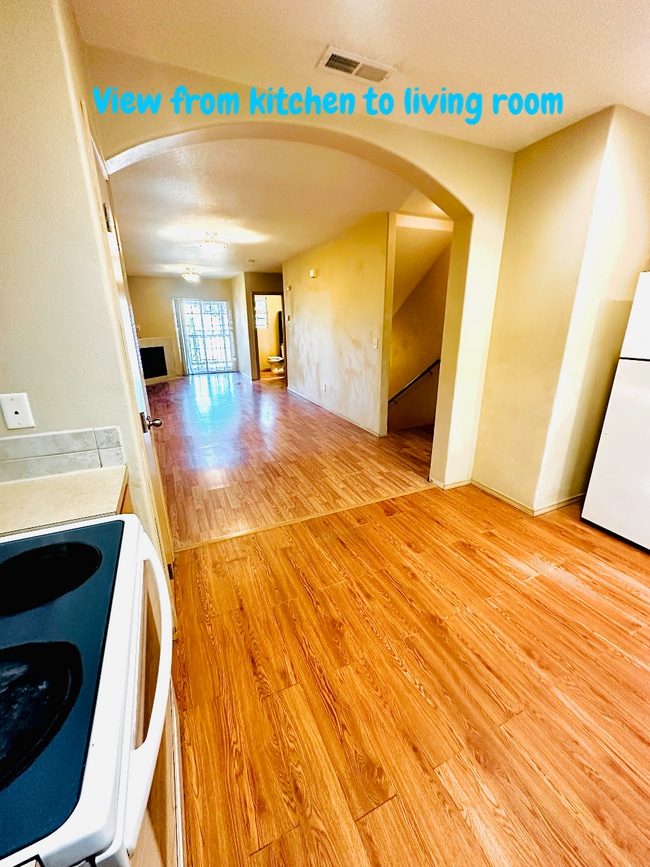 Building Photo - 3131 SE 89th Ave