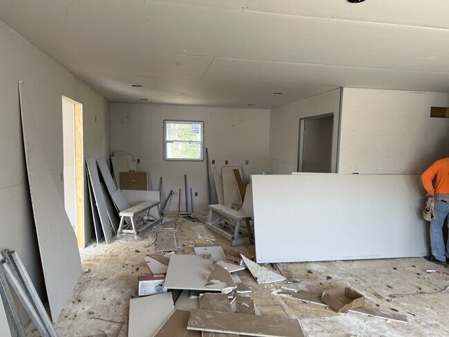 Building Photo - 120 Springfield Heights Drive