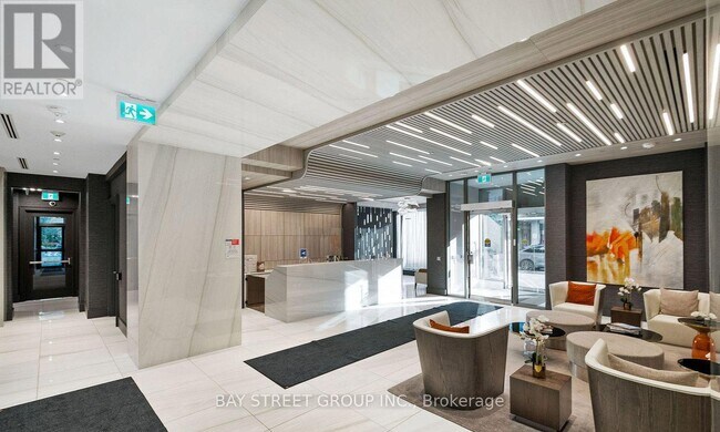 Building Photo - 75 Canterbury Pl