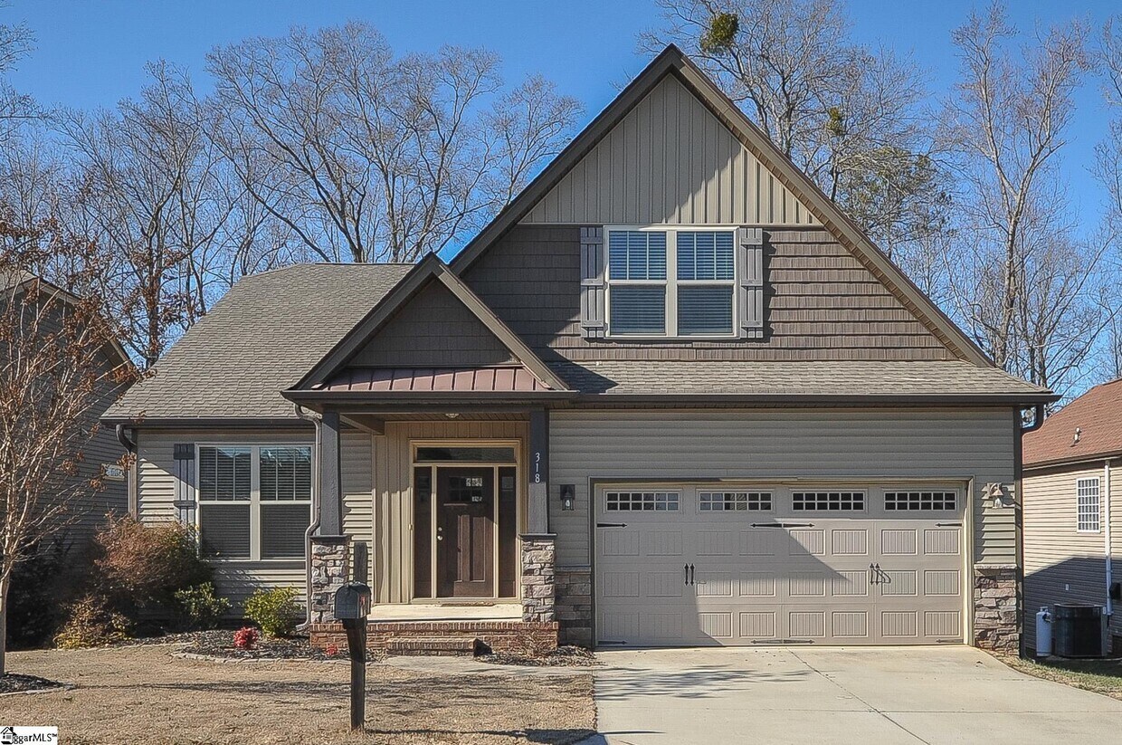 Foto principal - 318 Hampton Farms Trail