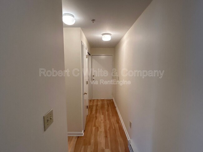 Foto del edificio - 14 Newtown Rd