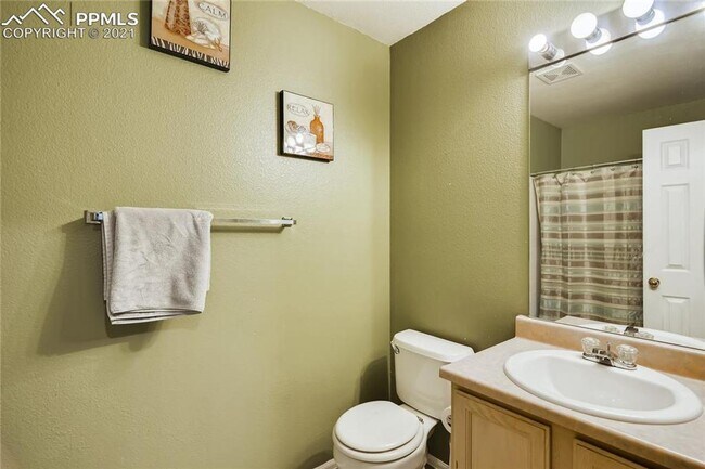 Foto del edificio - 4862 Sweetgrass Ln