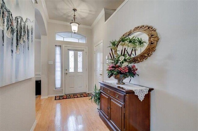 Foto del edificio - 12908 Conifer Ln