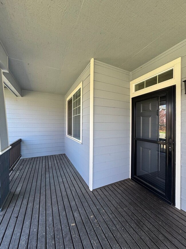 Foto del edificio - Rare Wheaton Ct Availability