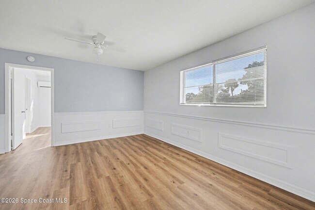 Foto del edificio - 115 Seminole Ave W