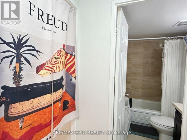 Building Photo - 350 Seneca Hill Dr