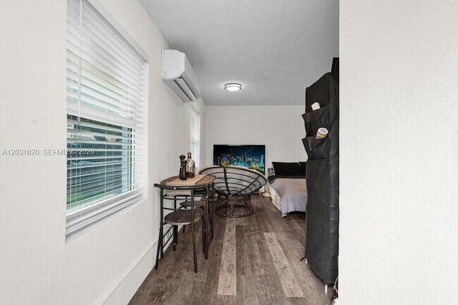Building Photo - 3010 NW 95th Terrace