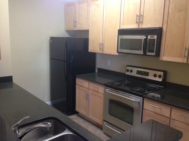 Building Photo - 2 Bedroom 2 Bath Condo at The Regatta