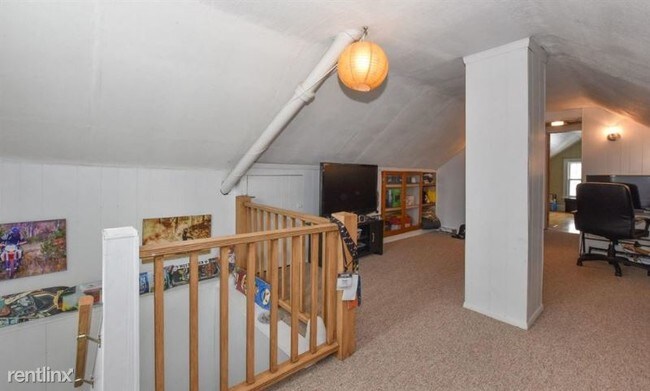 Building Photo - 2 br, 1 bath House - 6117 W St Paul