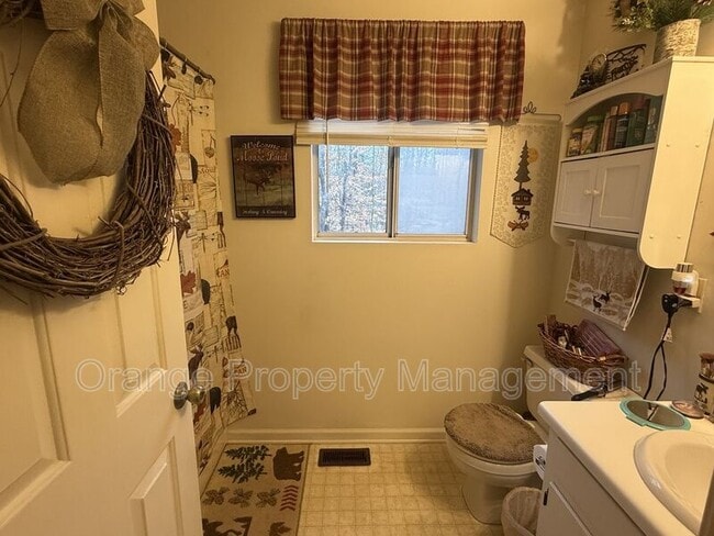 Foto del edificio - 251 Micasa Dr