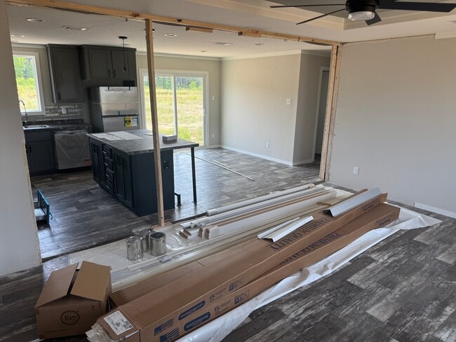 Building Photo - 120 Patriot Ln