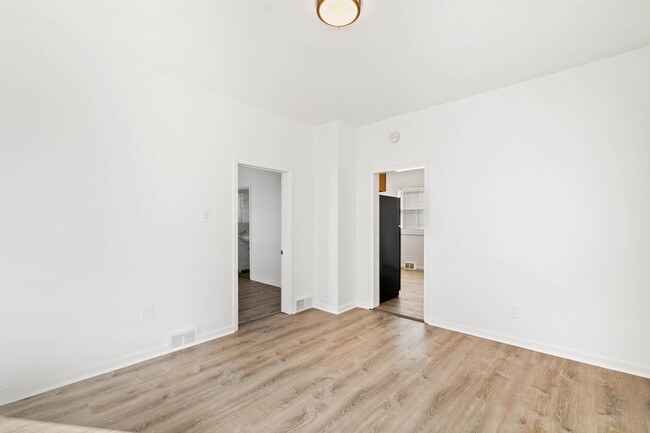 Foto del edificio - Recently Renovated Home in Coraopolis