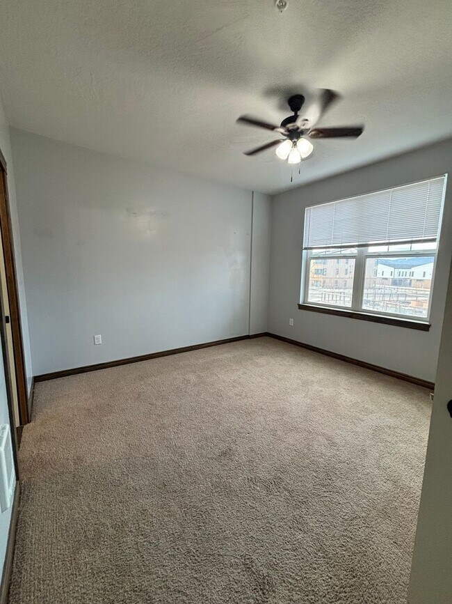 Foto del edificio - 2 Bedroom 2 Bathroom Condo