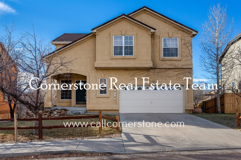 Foto principal - 819 Ridgebury Pl
