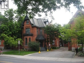 Building Photo - 294 Somerset St W