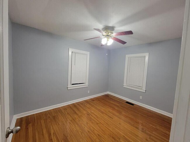 Foto del edificio - 852 Negley Ave