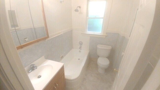 Bath - 5031 11th Ave NE
