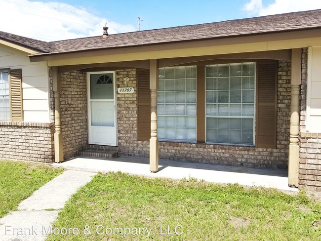 Building Photo - 3 br, 2 bath House - 11707 Largo Dr