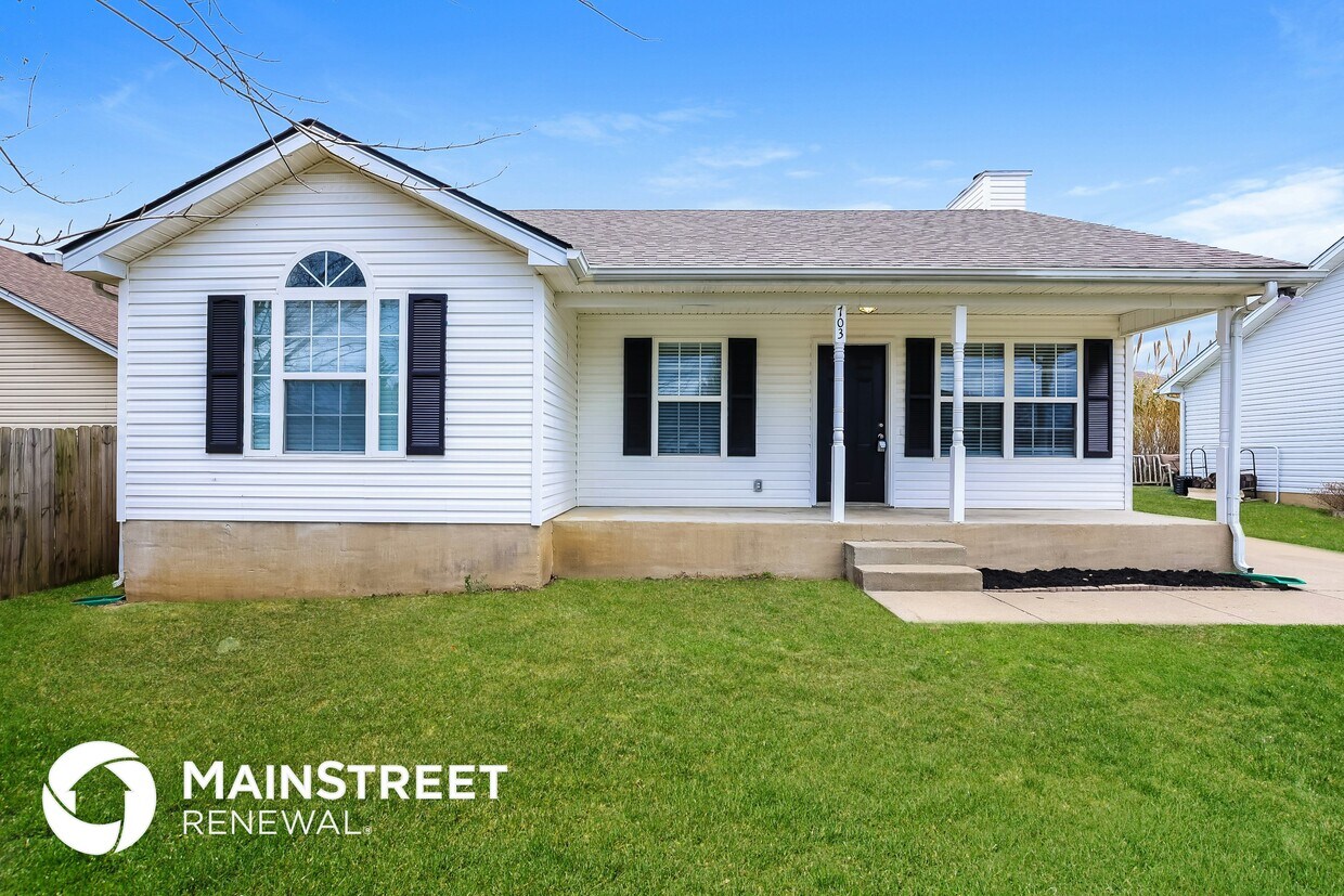 Primary Photo - 703 Lou Gehrig Cir