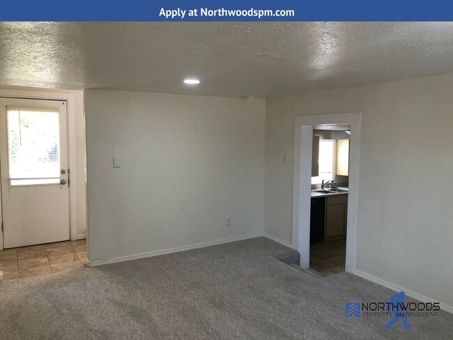 Foto del edificio - Nice cottage style home - 2 bed 1 bath