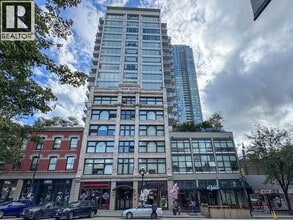 Building Photo - 668 Columbia St
