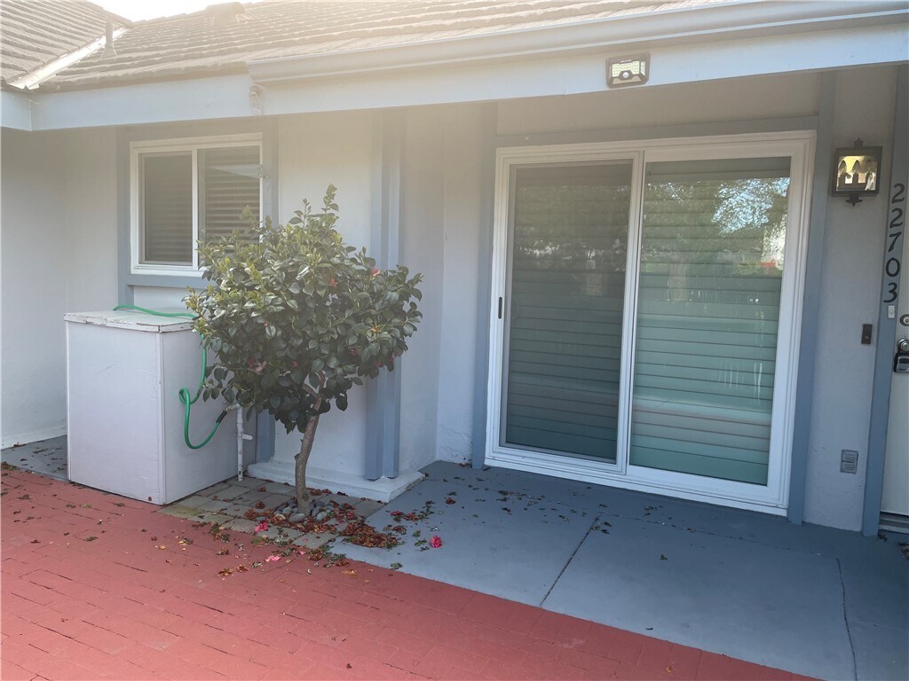 22703 Maple Ave Unit 125, Torrance, CA 90505 Condo for Rent in