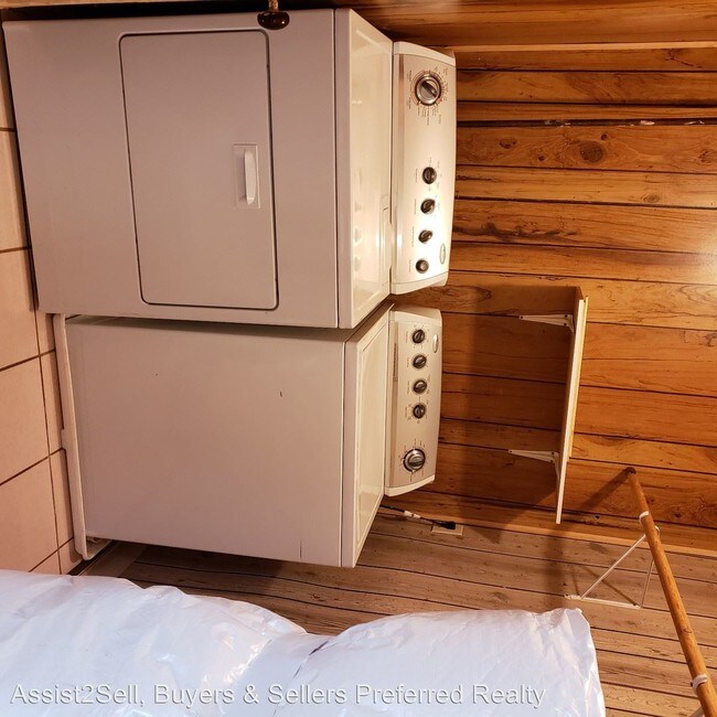 Foto del edificio - 2 br, 1 bath House - 407 1/2 Old Mescalero Rd