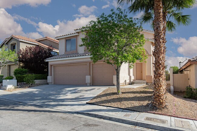 Foto del edificio - Great 5 Bedroom Home in Summerlin
