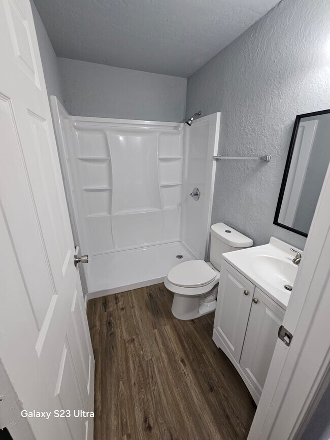 Foto del edificio - 908 NW 20th St